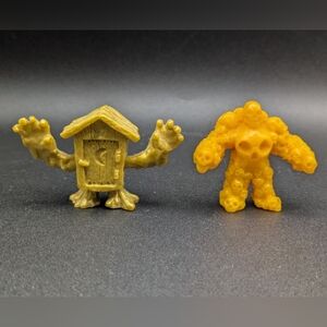 OMFG Series 1 October Toys Orange Multiskull & Metallic Gold Phantom Outhouse